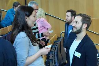 47_alumni-tag-2016_yw_workshop_networking_henningsmeyer.jpg (DE)