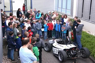 54_kinderuni_brs_motorsport_sta_20170427_foto_c._pesch.jpg (DE)