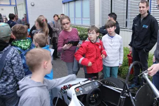 56_kinderuni_brs_motorsport_sta_20170427_foto_c._pesch.jpg (DE)