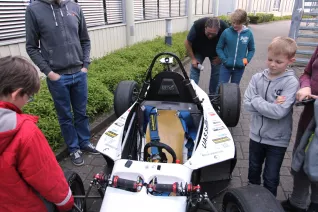 57_kinderuni_brs_motorsport_sta_20170427_foto_c._pesch.jpg (DE)