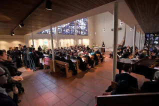 absf2016-gottesdienst_300_eva_tritschler_20161022_2876.jpg (DE)