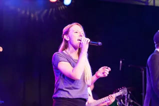 absf2016-party_300_eva_tritschler_20161022_3174.jpg (DE)