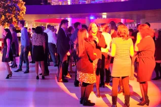 absf2016-party_300_eva_tritschler_20161022_3191.jpg (DE)