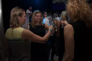 absf2016-party_300_eva_tritschler_20161023_3257.jpg (DE)