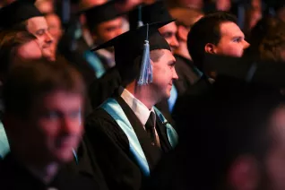 absolventenfeier2014_foto_sarah_sondermann_img_2577.jpg (DE)