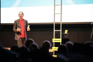 absolventenfeier2014_foto_sarah_sondermann_img_2588.jpg (DE)