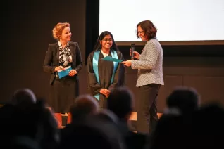 absolventenfeier2014_foto_sarah_sondermann_img_2671.jpg (DE)