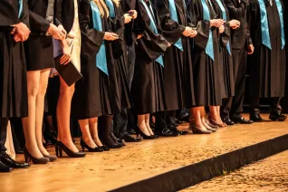 absolventenfeier2014_foto_sarah_sondermann_img_2770.jpg (DE)