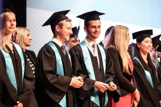 absolventenfeier2014_foto_sarah_sondermann_img_2783.jpg (DE)