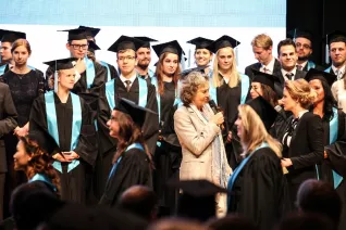 absolventenfeier2014_foto_sarah_sondermann_img_2810.jpg (DE)