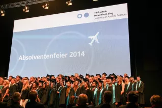 absolventenfeier2014_foto_sarah_sondermann_img_2967.jpg (DE)