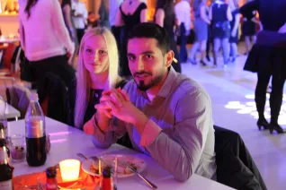 absolventenfeier_2014_party_foto_e._tritschler_img_4502.jpg (DE)