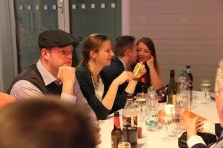 absolventenfeier_2014_party_foto_e._tritschler_img_4514.jpg (DE)