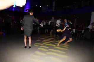 absolventenfeier_2014_party_foto_e._tritschler_img_4681.jpg (DE)