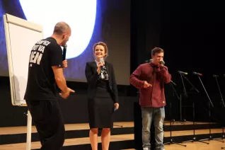 absolventenfeier_2014_web_foto_e._tritschler_44.jpg (DE)