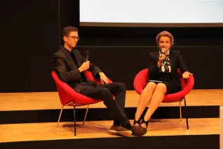 absolventenfeier_2014_web_foto_e._tritschler_58.jpg (DE)