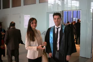 absolventenfeier_2014_web_foto_j._kuestenmacher_0199.jpg (DE)