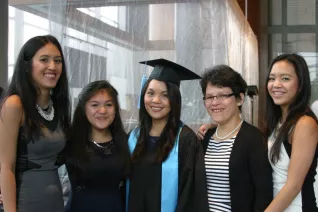 absolventenfeier_2014_web_foto_j._kuestenmacher_0248.jpg (DE)