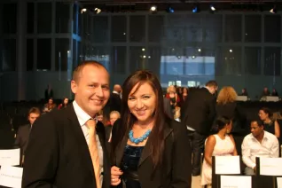 absolventenfeier_2014_web_foto_j._kuestenmacher_0275.jpg (DE)