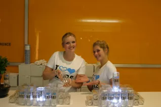 absolventenfeier_2014_web_foto_j._kuestenmacher_0378.jpg (DE)