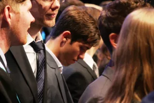 absolventenfeier_2014_web_foto_j._kuestenmacher_0498.jpg (DE)