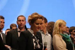 absolventenfeier_2014_web_foto_j._kuestenmacher_0551.jpg (DE)
