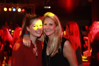 absolventenfeier_2015_party_20151024_foto_e._tritschler_img_8596.jpg (DE)