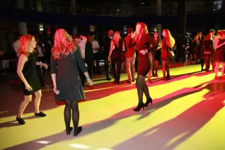 absolventenfeier_2015_party_20151024_foto_e._tritschler_img_8631.jpg (DE)