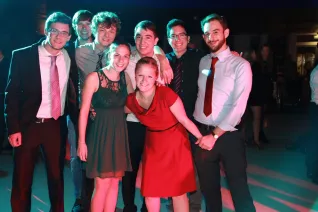 absolventenfeier_2015_party_20151024_foto_e._tritschler_img_8650.jpg (DE)