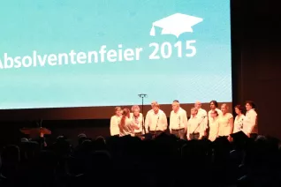 absolventenfeier_2015_telekom-forum_20151024_foto_e._tritschler_img_8319.jpg (DE)