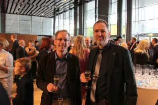 absolventenfeier_2017_ankunft_sektempfang_20171021_foto_j._kuestenmacher_183.jpg