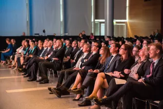 absolventenfeier_2017_festakt_20171021_foto_sarah_sondermann_042.jpg