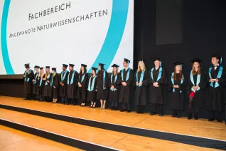 absolventenfeier_2017_festakt_20171021_foto_sarah_sondermann_123.jpg