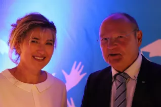 absolventenfeier_ausklang_20191026_foto_juri_kuestenmacher_002.jpg (DE)