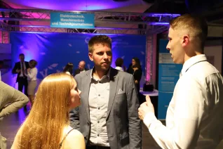 absolventenfeier_ausklang_20191026_foto_juri_kuestenmacher_096.jpg (DE)