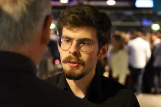 absolventenfeier_ausklang_20191026_foto_juri_kuestenmacher_104.jpg (DE)