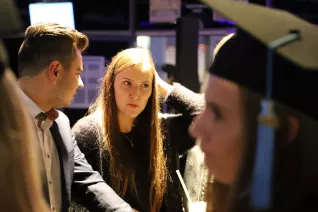 absolventenfeier_ausklang_20191026_foto_juri_kuestenmacher_119.jpg (DE)