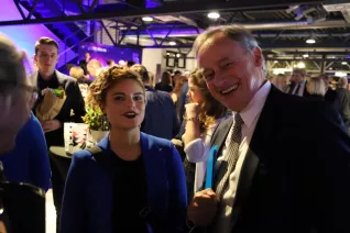 absolventenfeier_ausklang_20191026_foto_juri_kuestenmacher_130.jpg (DE)