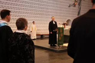 absolventenfeier_gottesdienst_20191026_foto_eva_tritschler_img_6041.jpg (DE)