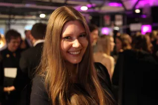 absolventenfeier_h-brs_telekom_dome_20181027_foto_juri_kuestenmacher_36.jpg (DE)