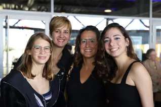 absolventenfeier_vor_festakt_20191026_foto_juri_kuestenmacher_141.jpg (DE)