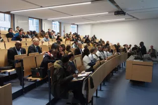 afrikakonferenz_sta_20161111_foto_j._kuestenmacher_05.jpg (DE)