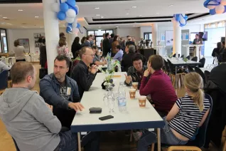 alumni-brunch_20_jahre_20150620_7_foto_eva_tritschler.jpg