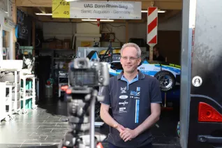 brs_motorsport_dreh_in_der_werkstatt_20210923_foto_juri_kuestenmacher_10.jpg (DE)