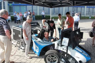 brs_motorsport_rollout_g17e_sta_20170707_foto_j._kuestenmacher_036.jpg
