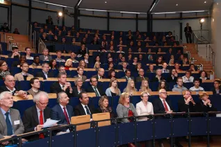 eroeffnung_akademisches_jahr_20150921_foto_e._tritschler_img_7690.jpg (DE)