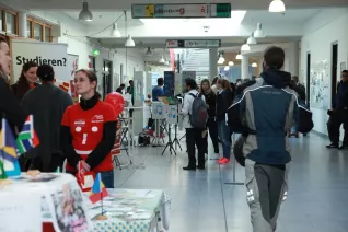 eroeffnung_akademisches_jahr_20150921_foto_e._tritschler_img_7771.jpg (DE)