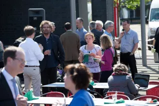 get-together-impressionen_20160704_300dpi_eva_tritschler_1754.jpg (DE)