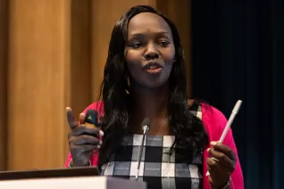 Green-Accord-Panel-02_Teresa-Gitonga_Katharina-Seuser_FBEMT_2019-03_Foto-Associazione-Culturale-Greenaccord (DE)