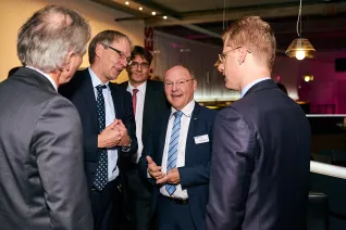 h-brs-absolventenfeier_2018cnathan-dreessen.de-086.jpg (DE)